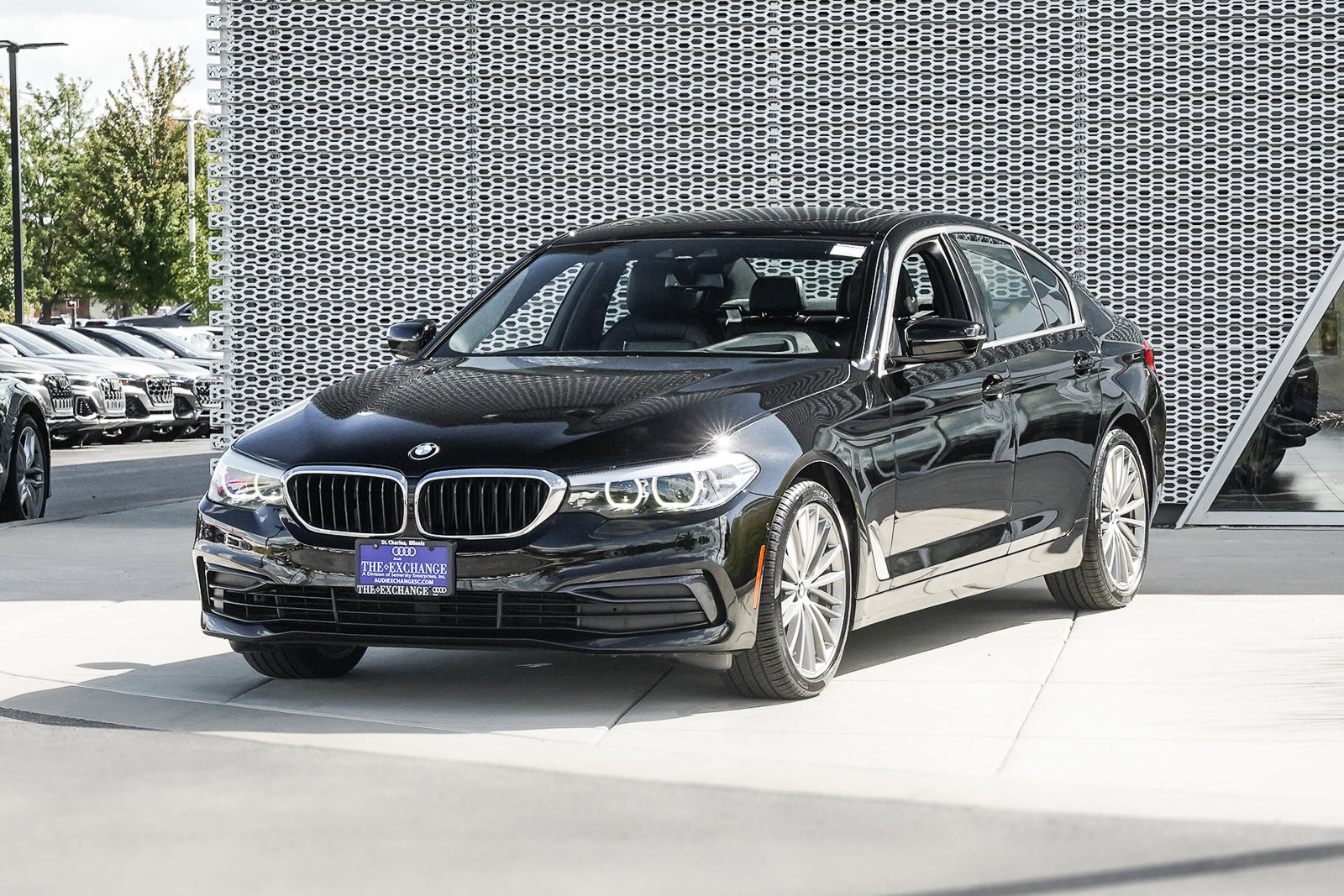 Used 2019 BMW 540i xDrive w/ Premium Package image 5
