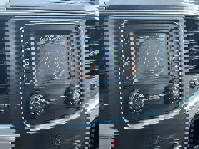 Used 2018 RAM 1500 Classic SLT RWD image 30