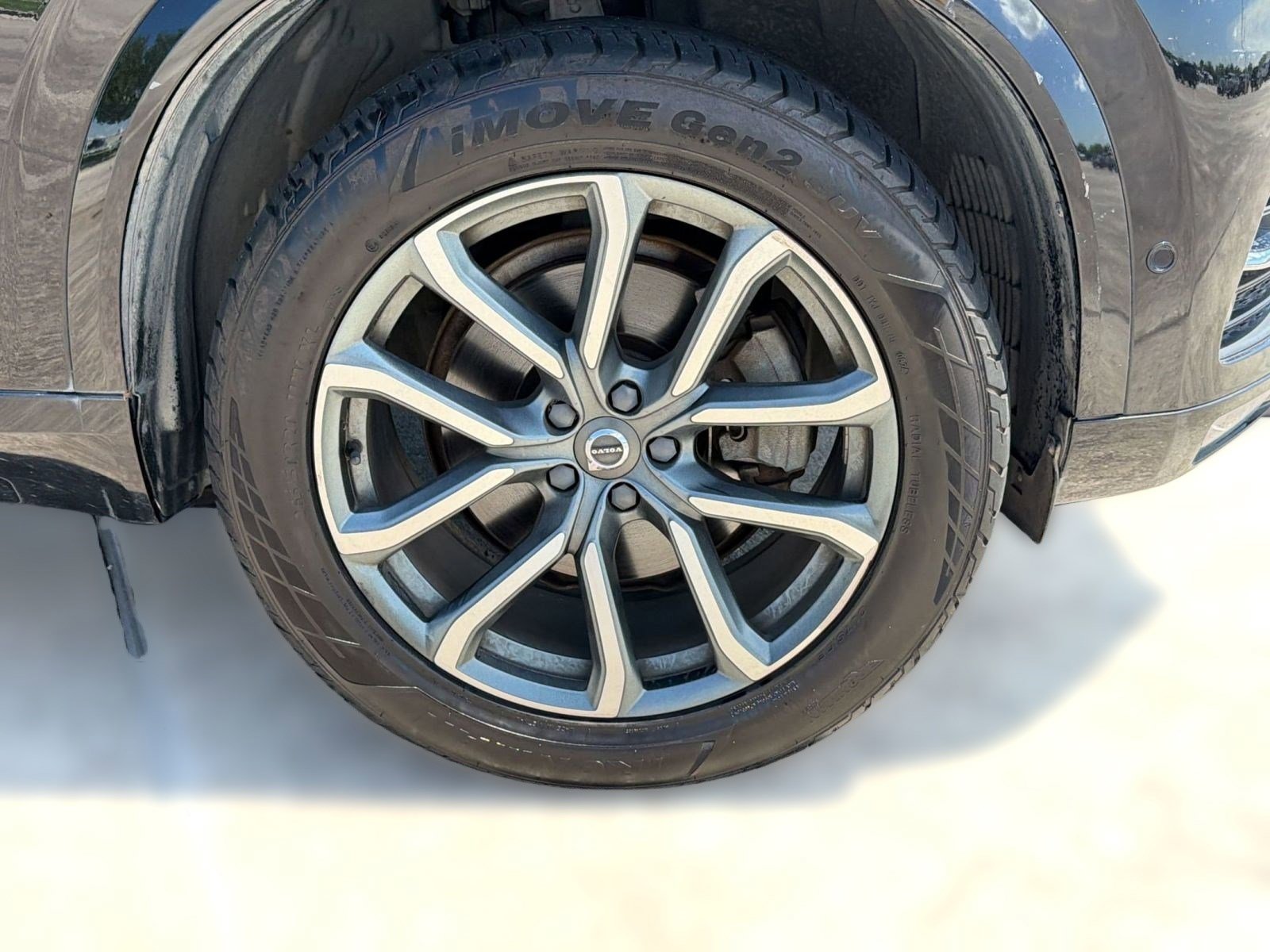 Used 2018 Volvo XC90 T5 Momentum w/ Convenience Package AWD/4WD image 12