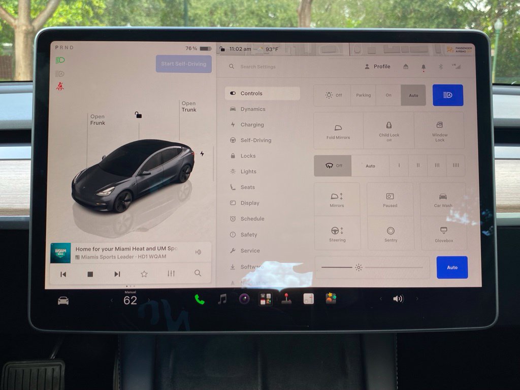 Used 2023 Tesla Model 3 Standard Range RWD image 29