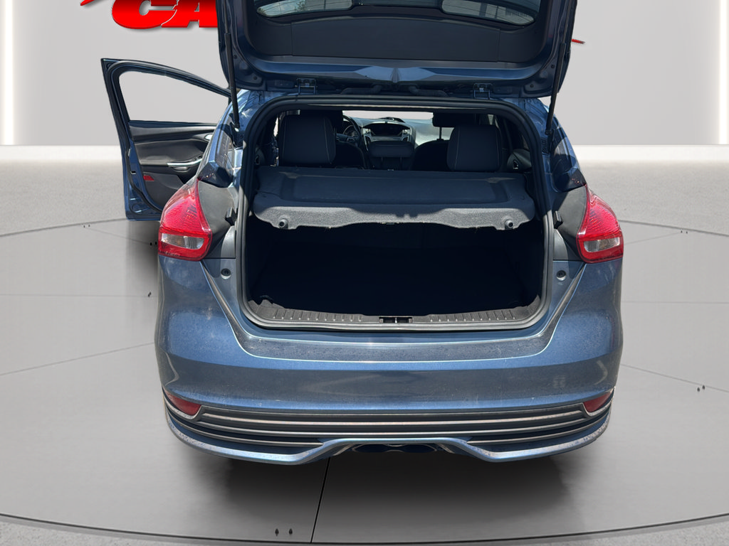 Used 2018 Ford Focus ST FWD image 23