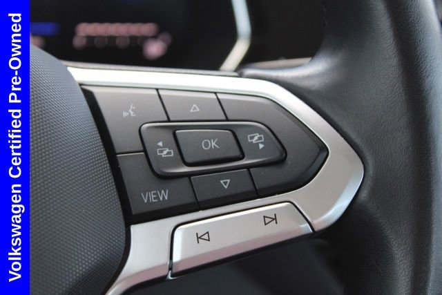 Used 2024 Volkswagen Jetta SE image 29