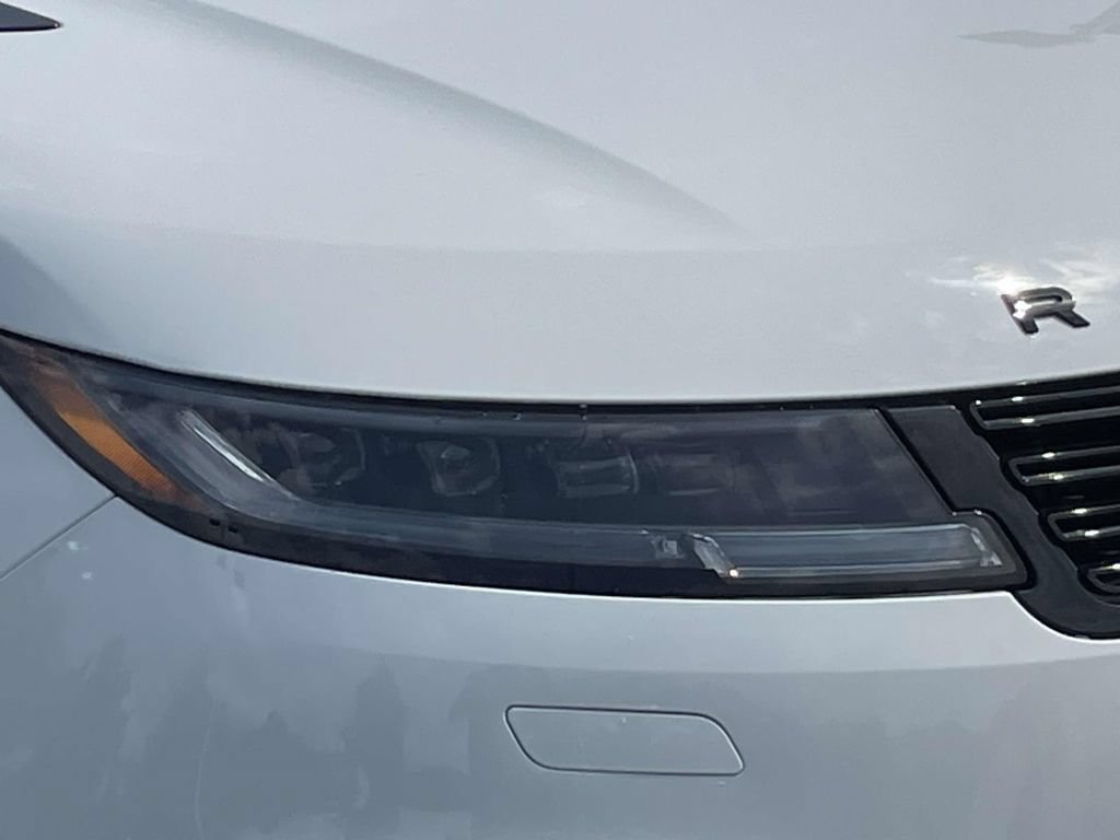 New 2026 Land Rover Range Rover Sport Dynamic SE AWD/4WD image 4