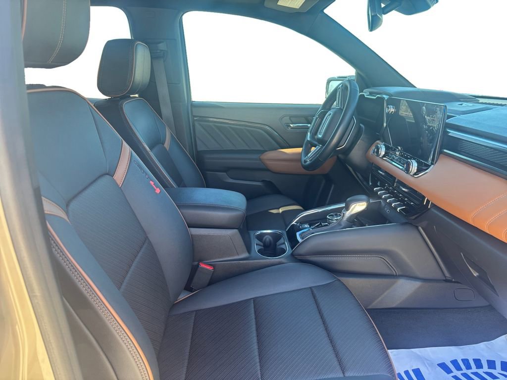 Certified 2024 GMC Canyon AT4 w/ AT4 Premium Package image 15