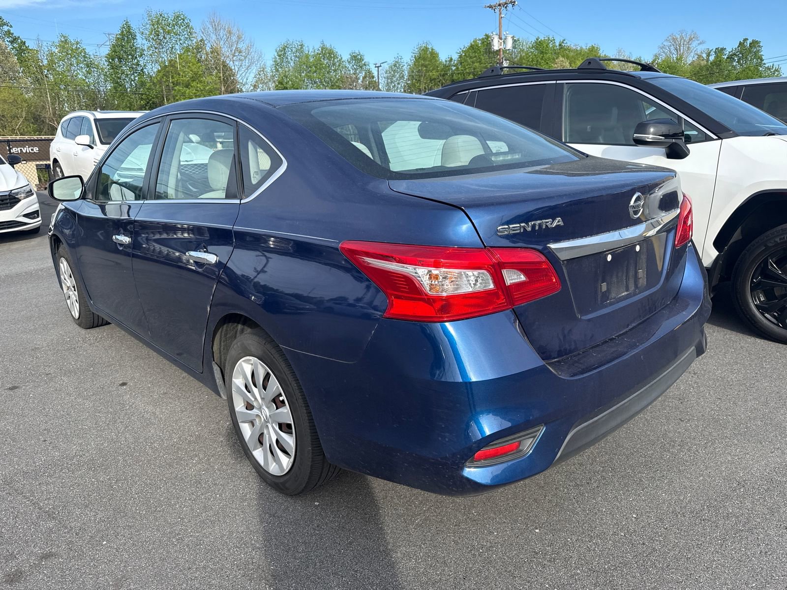Used 2017 Nissan Sentra S image 8