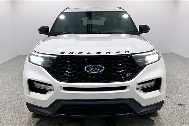 Used 2020 Ford Explorer ST w/ ST Street Pack AWD/4WD image 2