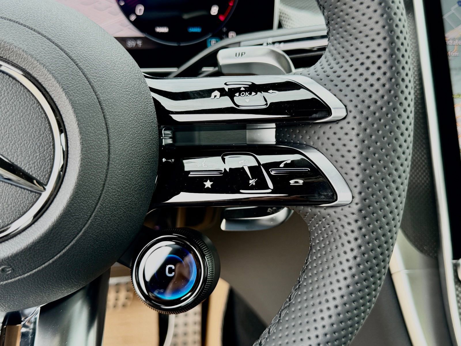 New 2026 Mercedes-Benz GLC 43 AMG 4MATIC image 27
