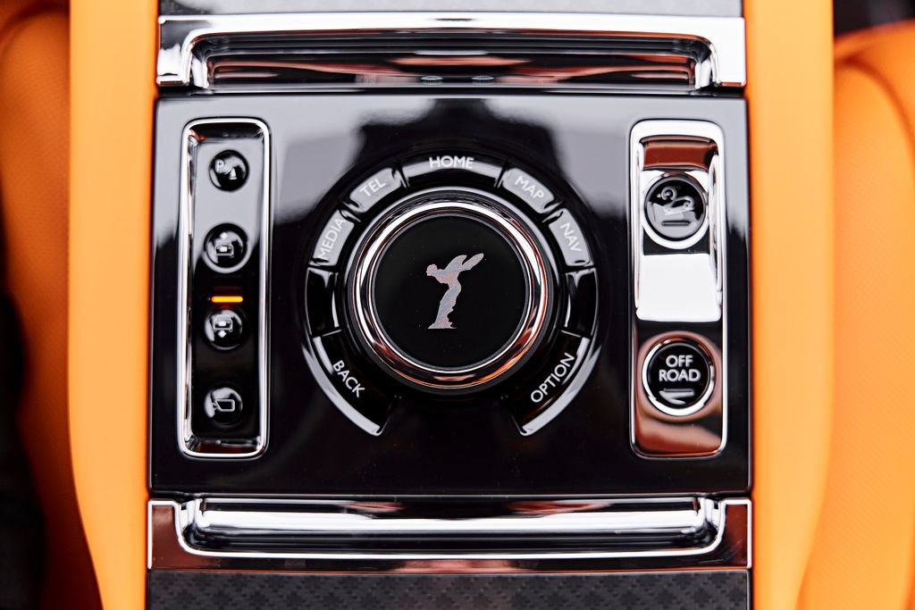 Used 2026 Rolls-Royce Cullinan Black Badge AWD/4WD image 82