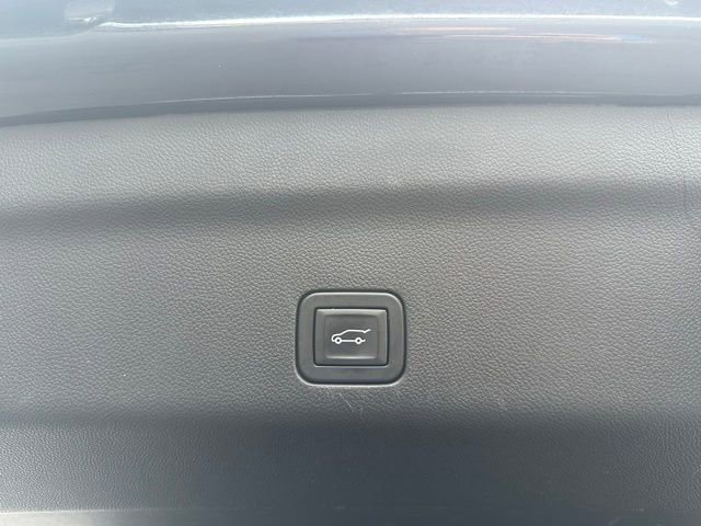 Used 2024 Chevrolet Tahoe Premier image 13