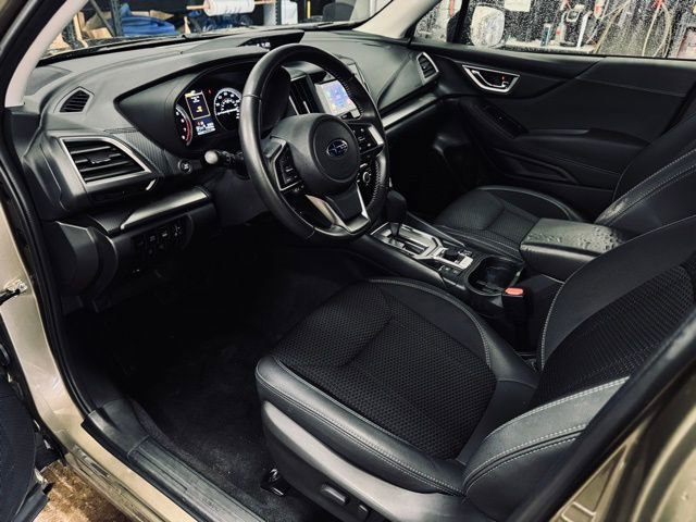 Used 2023 Subaru Forester Premium image 17