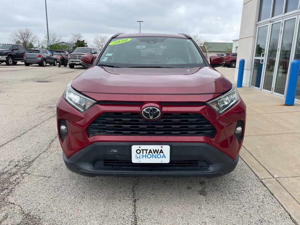 Used 2020 Toyota RAV4 XLE w/ Convenience Package AWD/4WD image 3