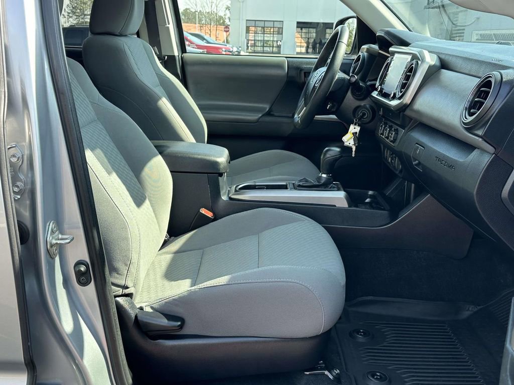 Used 2020 Toyota Tacoma SR5 image 6