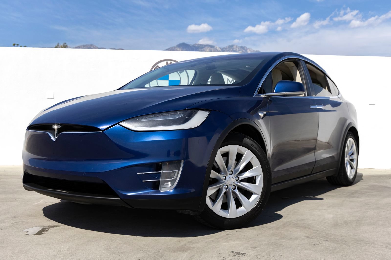 Used 2018 Tesla Model X 100D AWD/4WD image 8
