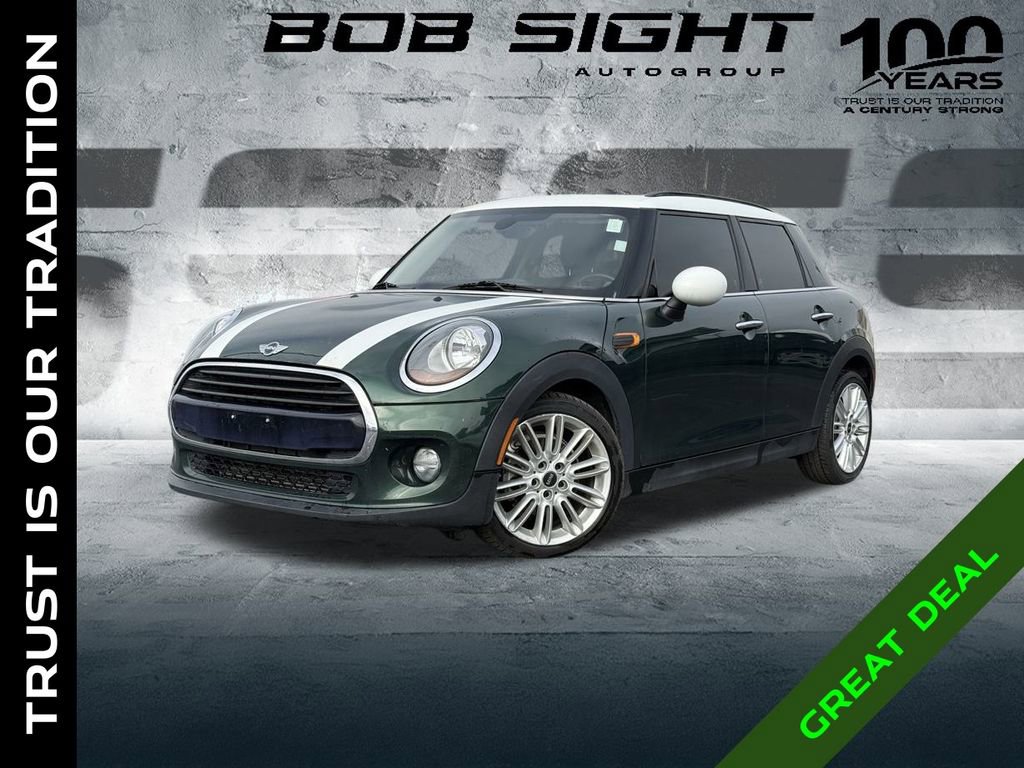 Used 2017 MINI Cooper 4-Door Hardtop image 1
