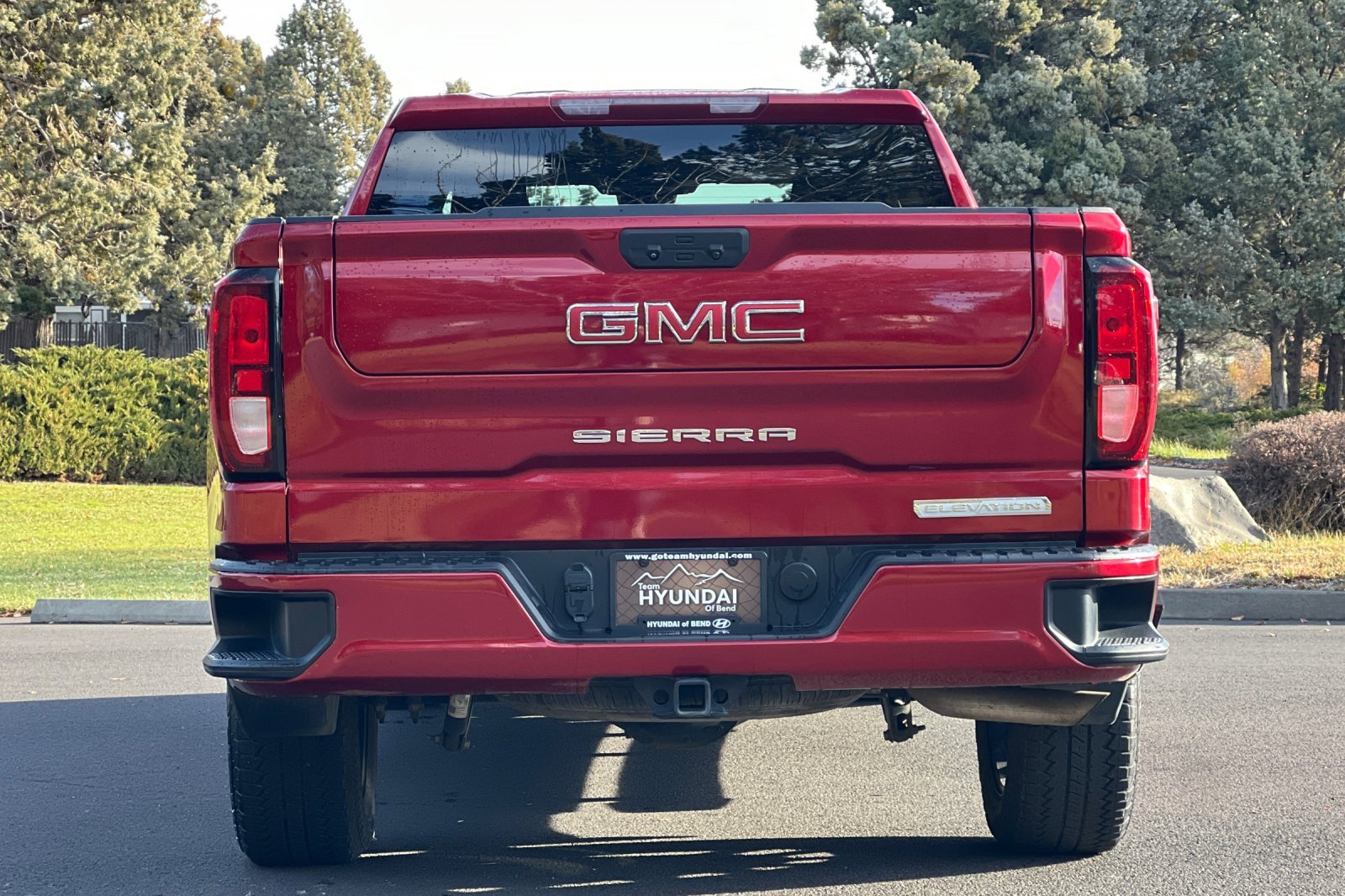 Used 2022 GMC Sierra 1500 Elevation image 5