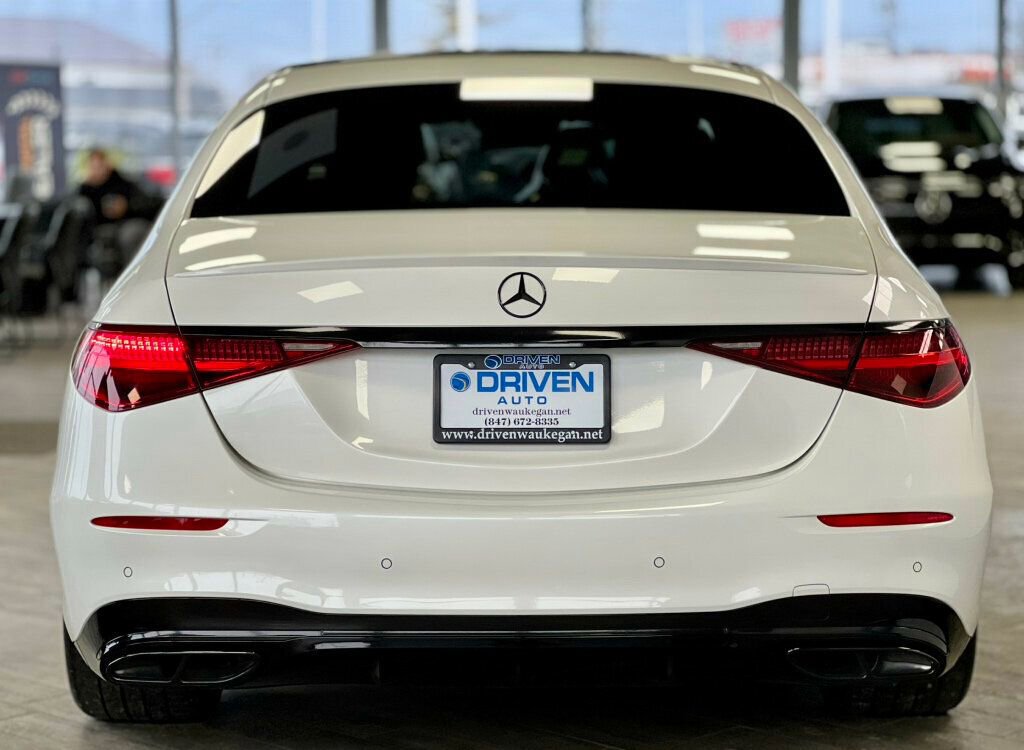Used 2023 Mercedes-Benz S 500 4MATIC w/ AMG Line image 4