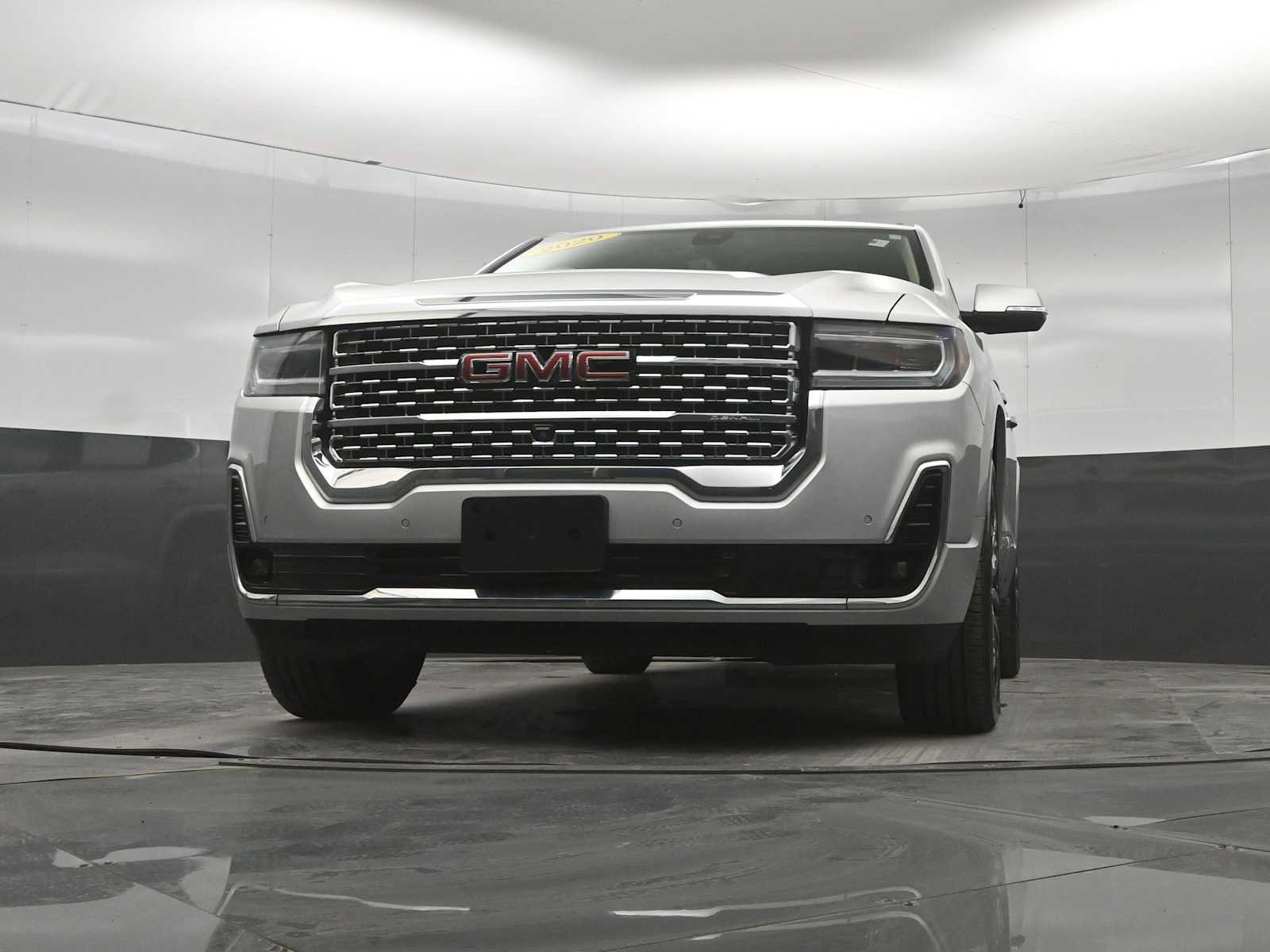 Used 2020 GMC Acadia Denali w/ LPO, Adventure Package AWD/4WD image 32