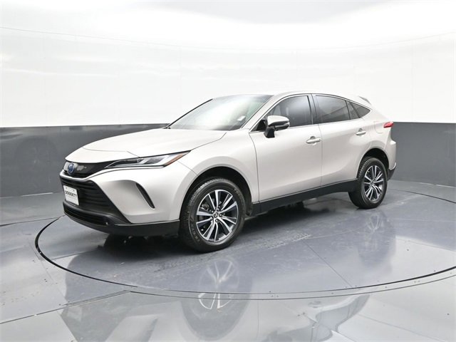 Used 2024 Toyota Venza LE video 1