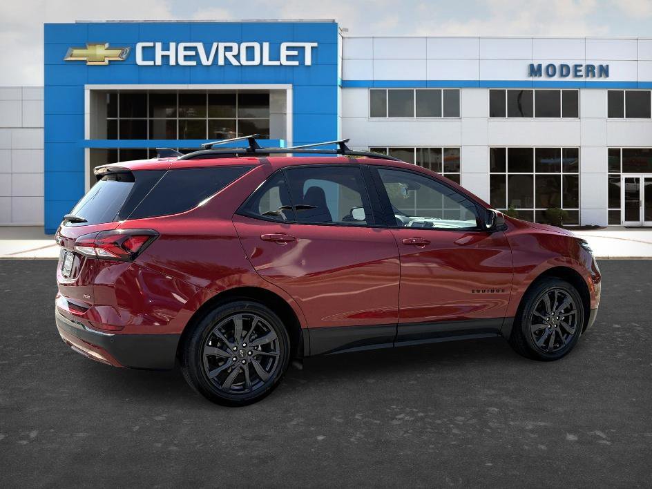 Used 2023 Chevrolet Equinox RS FWD image 5