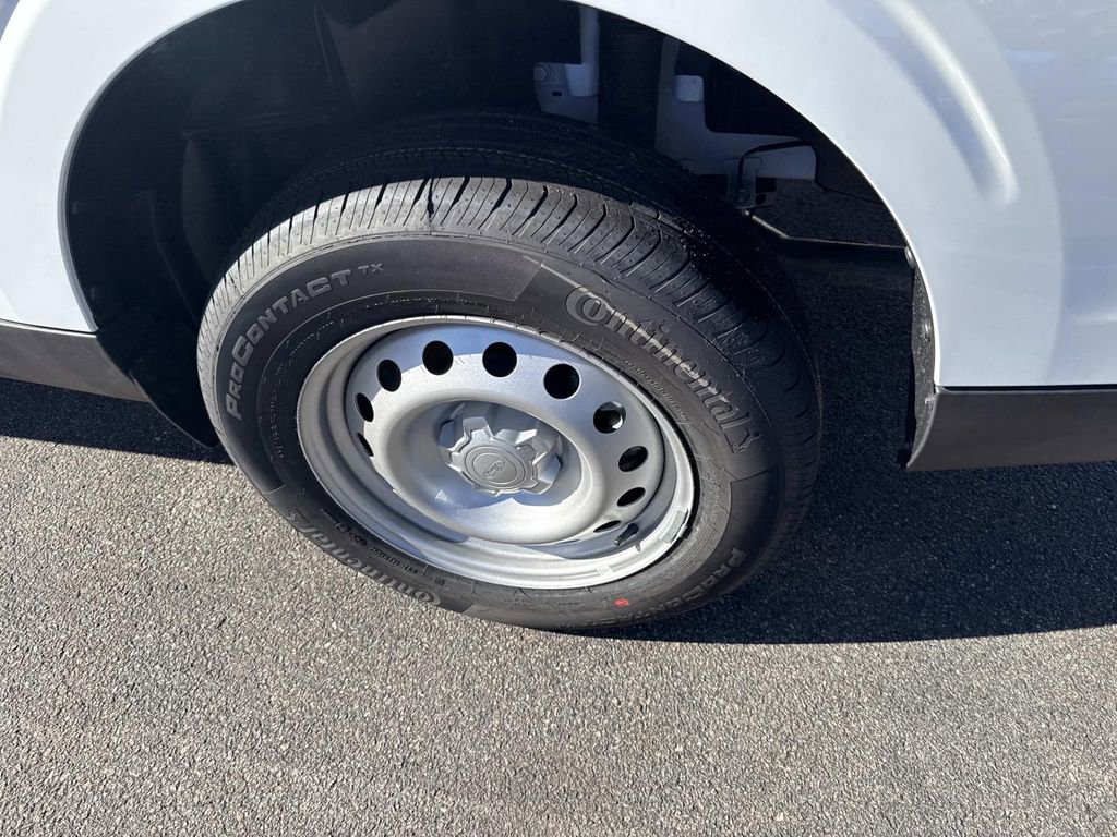 New 2026 Ford Maverick XL image 4