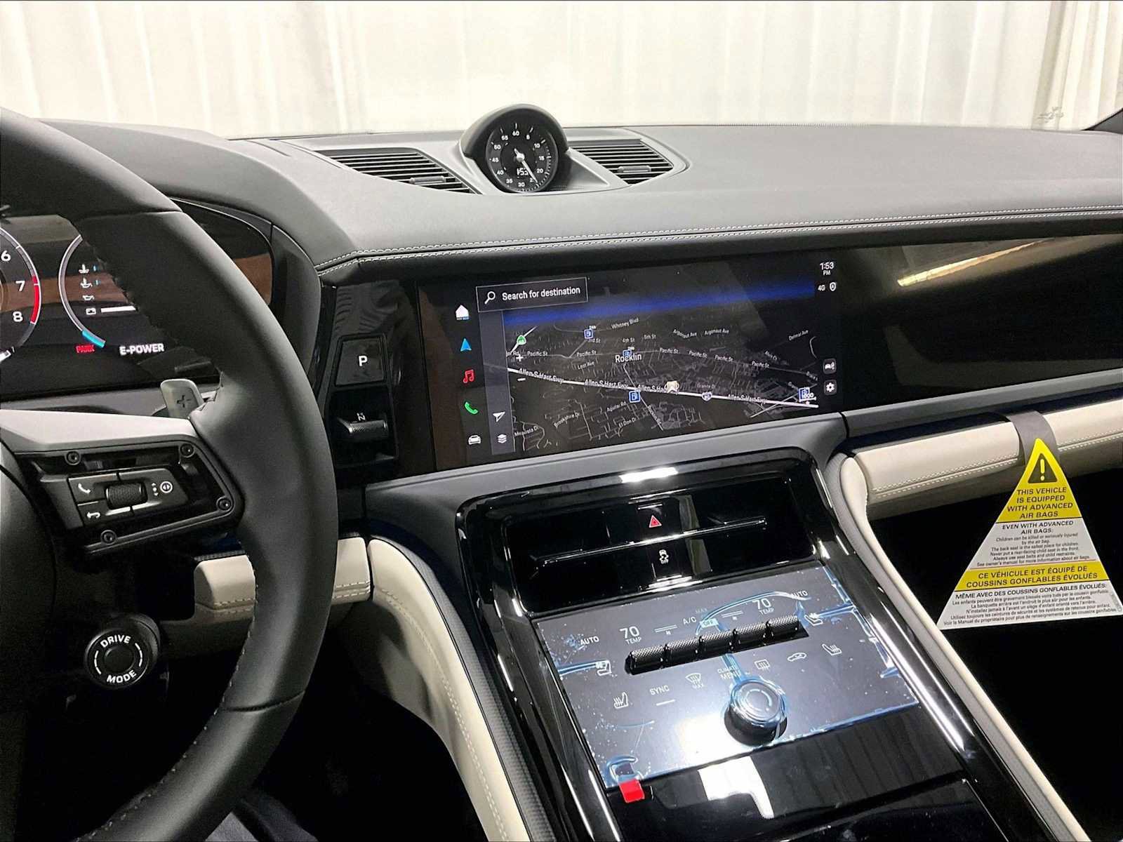 Used 2026 Porsche Panamera 4 image 19