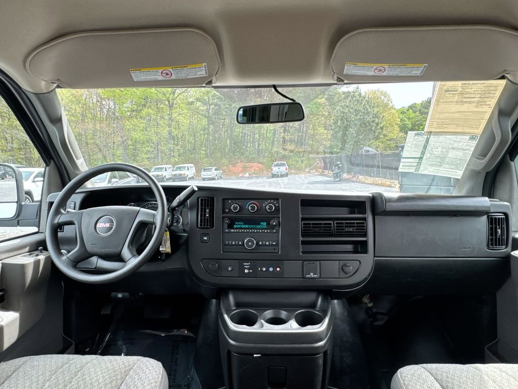 Used 2024 GMC Savana 2500 image 29