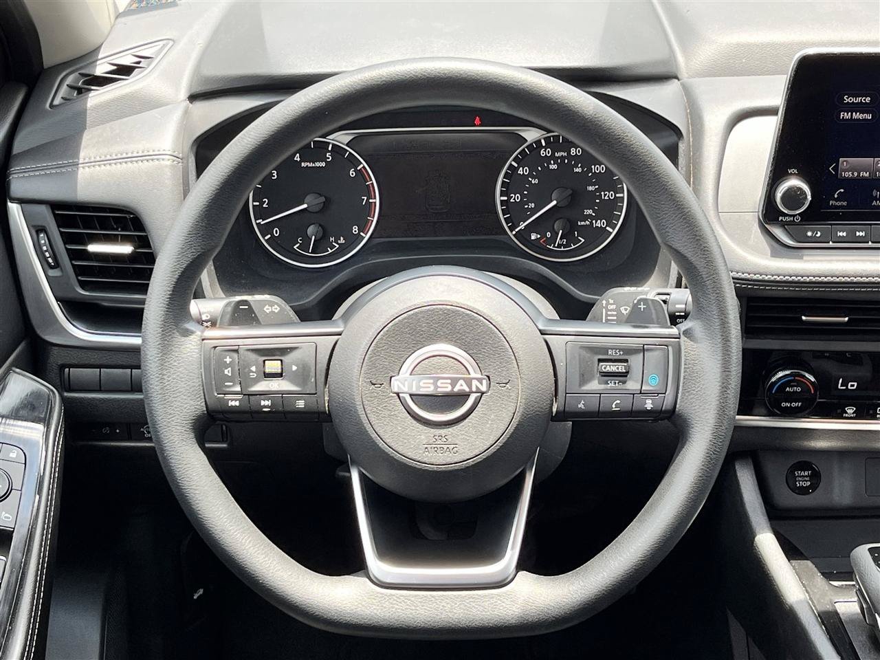 Used 2024 Nissan Rogue SV FWD image 18