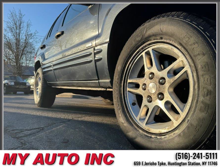 Used 2004 Jeep Grand Cherokee Laredo w/ Cold Weather Group image 9