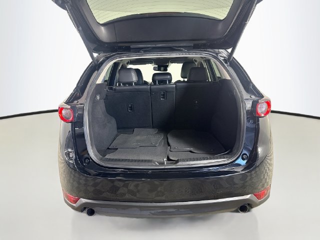 Used 2018 MAZDA CX-5 Touring w/ Preferred Equipment Package FWD image 34