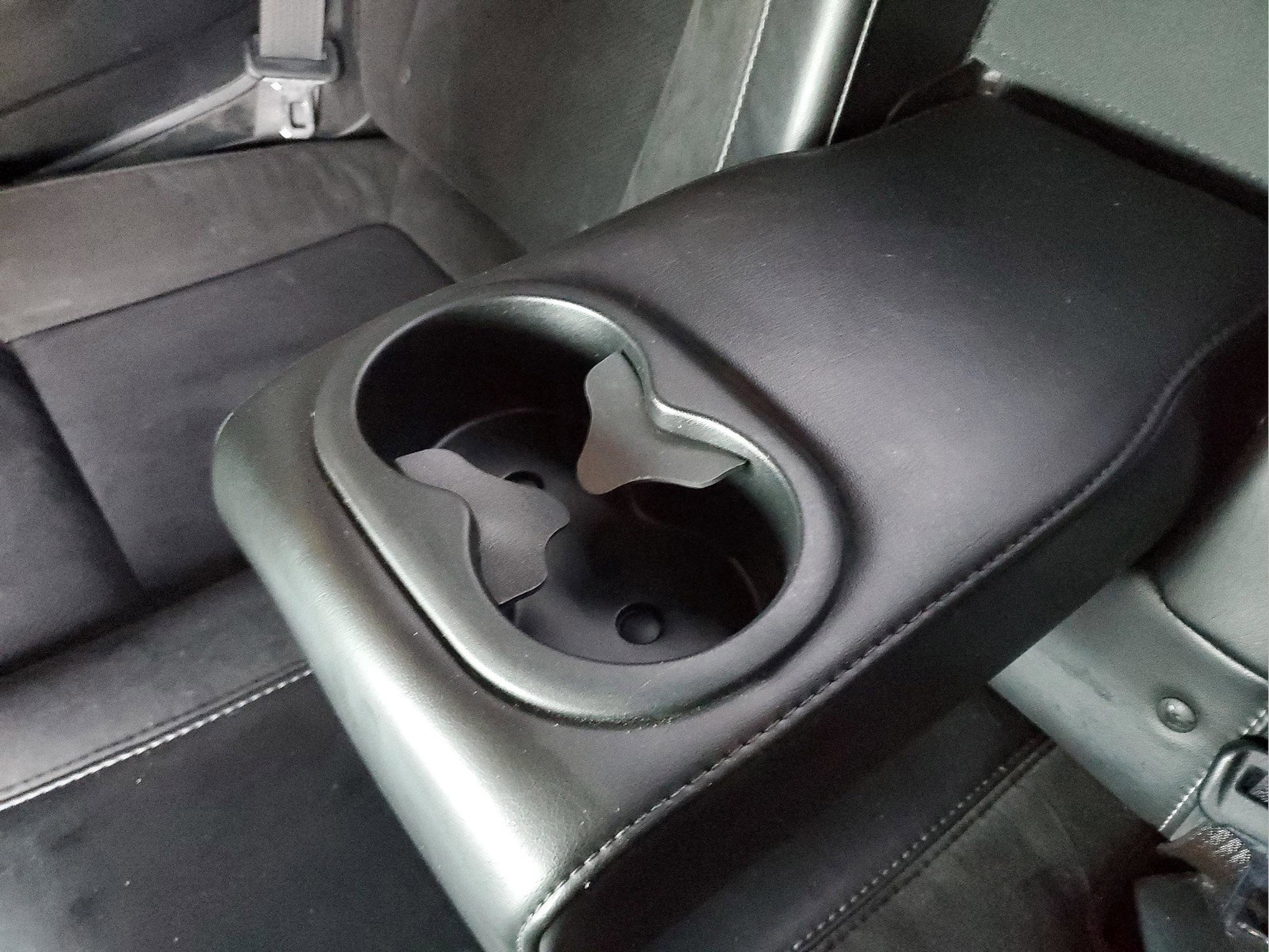 Used 2018 Dodge Challenger SXT Plus image 6