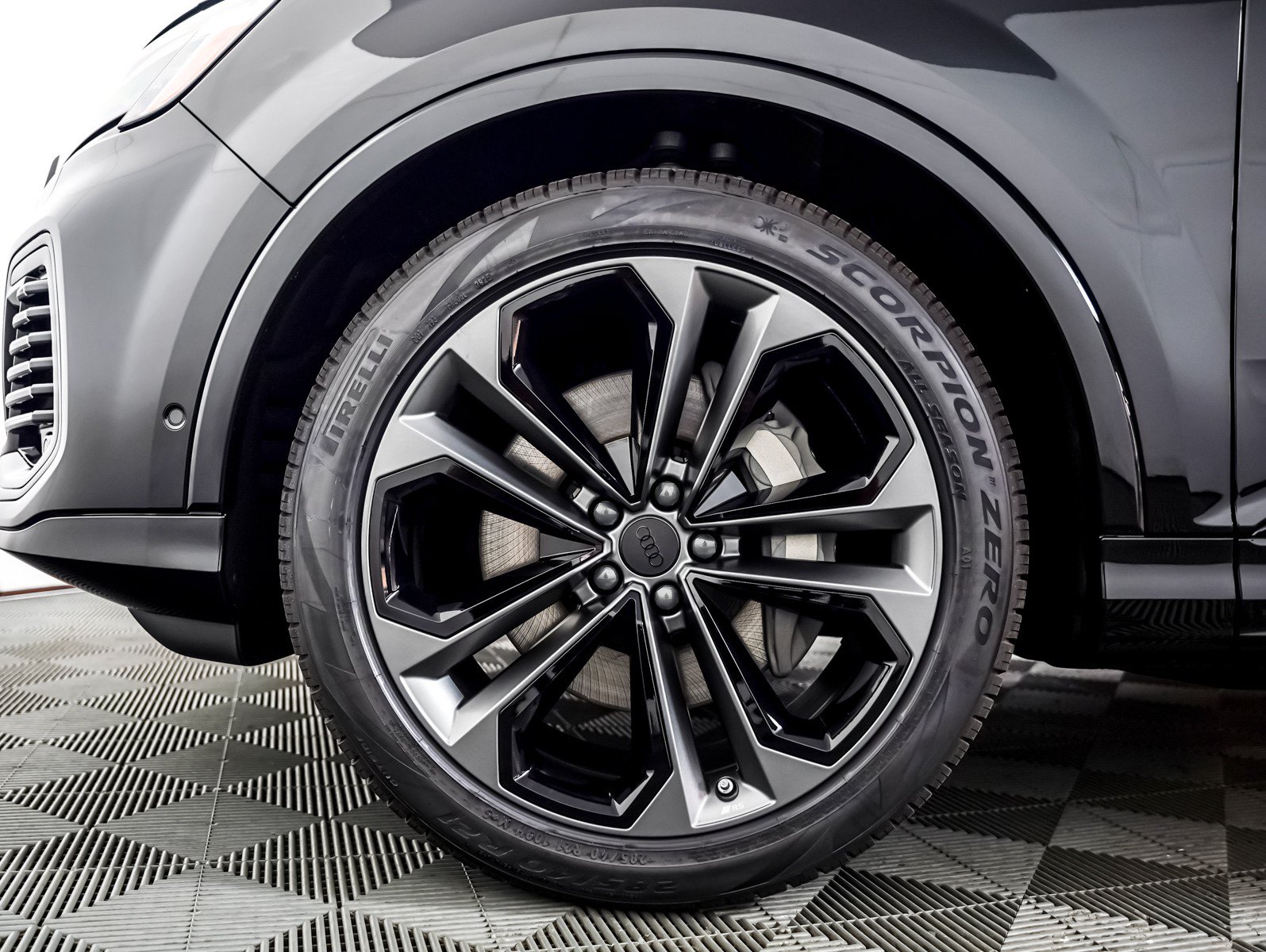 New 2026 Audi Q7 3.0T Premium Plus AWD/4WD image 6