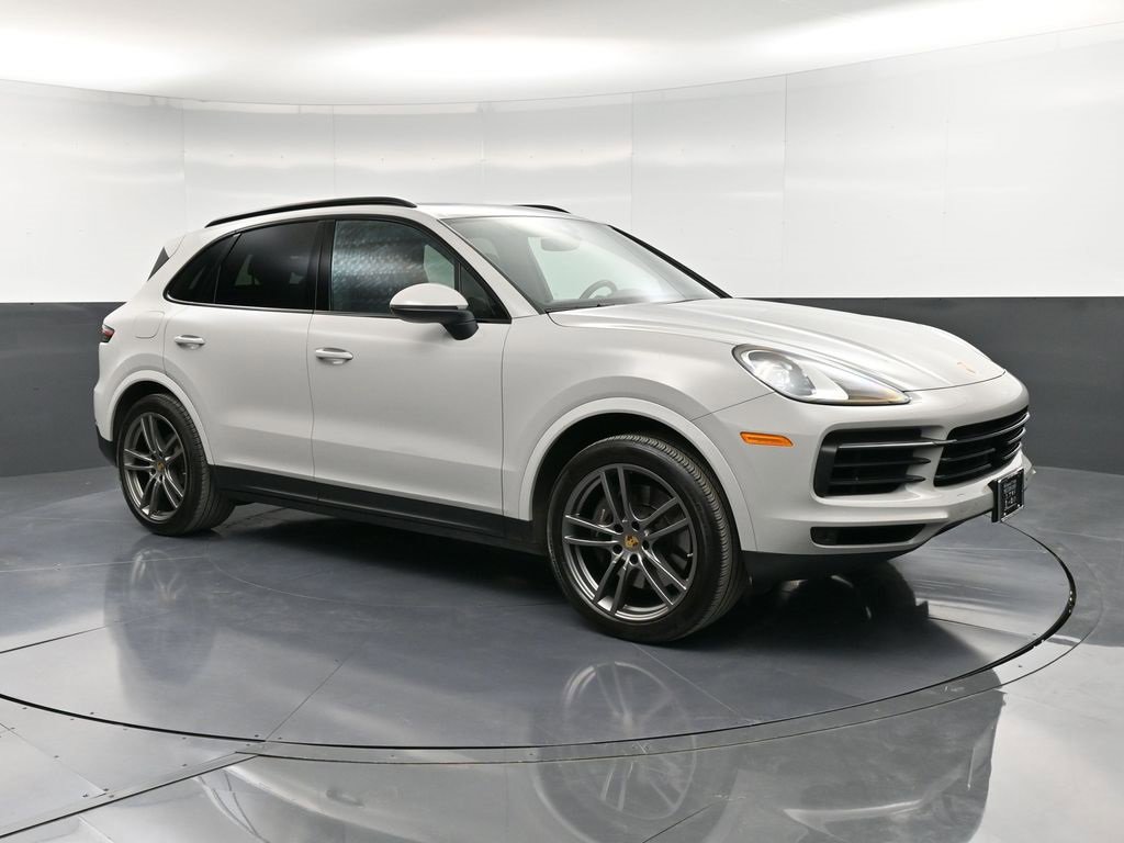 Certified 2023 Porsche Cayenne image 10