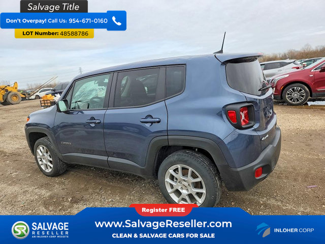 Used 2023 Jeep Renegade Latitude AWD/4WD image 3