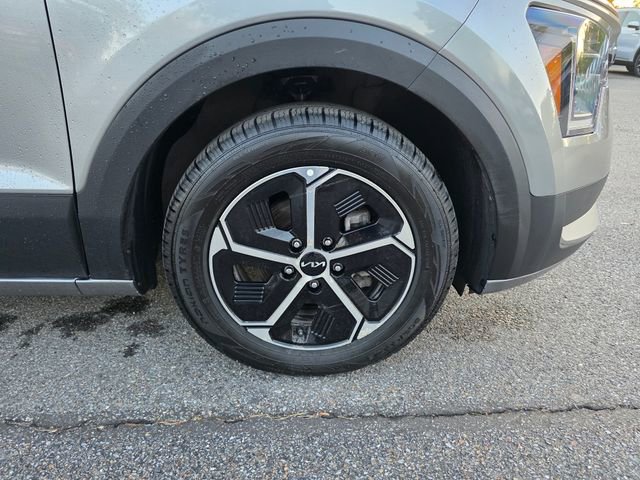 Certified 2023 Kia Niro EX FWD image 12