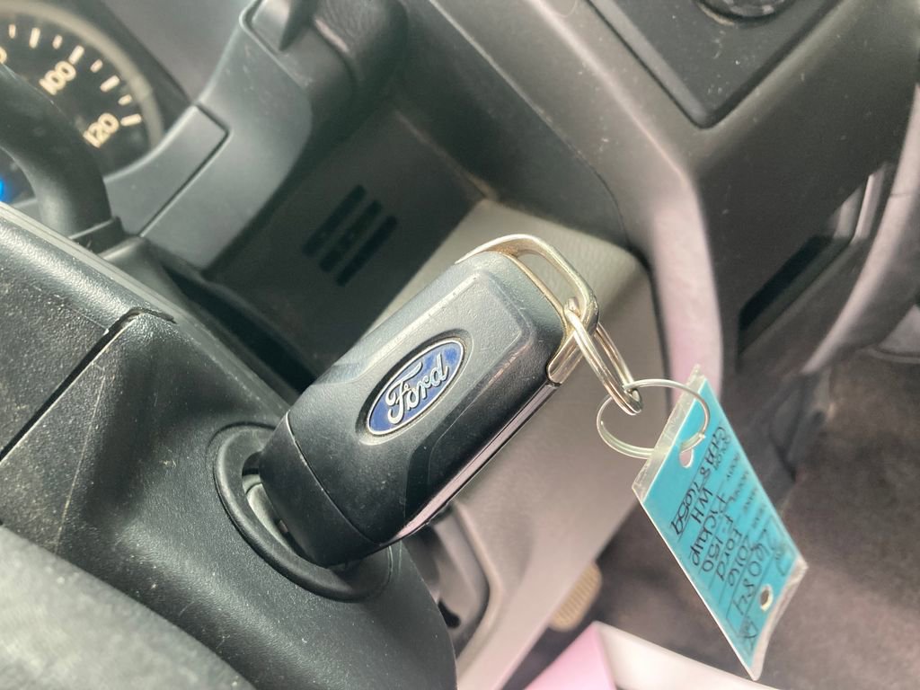 Used 2016 Ford F150 XLT image 33