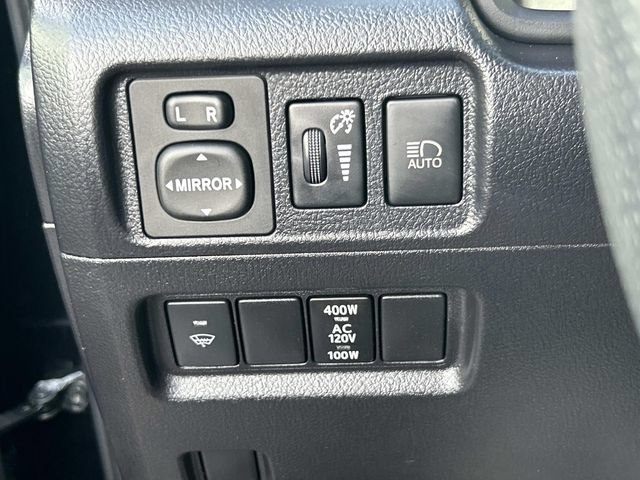 Used 2021 Toyota 4Runner SR5 AWD/4WD image 34