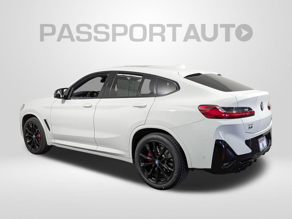 Certified 2024 BMW X4 M40i w/ Premium Package AWD/4WD image 3