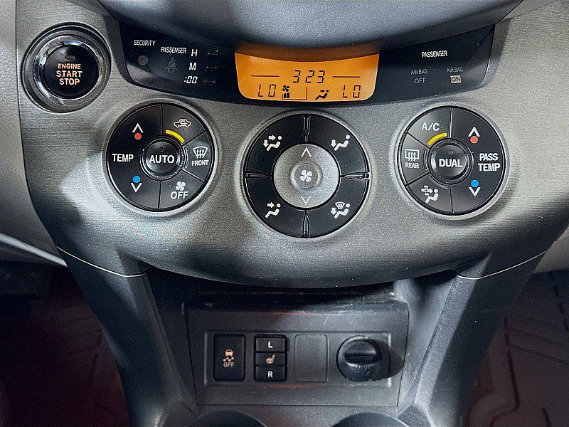 Used 2009 Toyota RAV4 Limited image 16