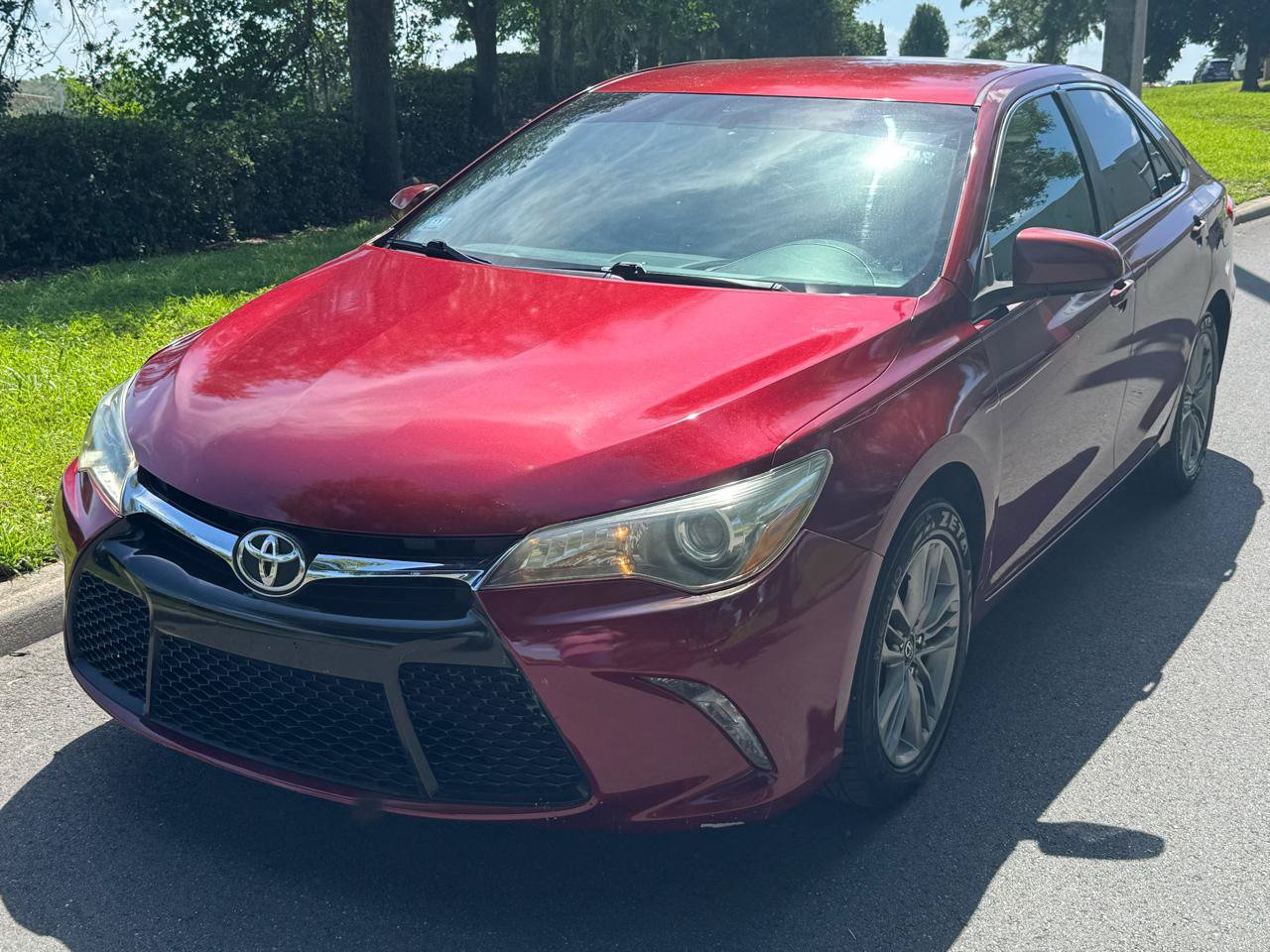 Used 2016 Toyota Camry SE FWD image 3