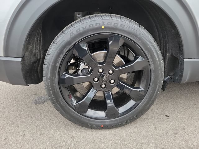 Used 2024 Ford Explorer ST-Line w/ Class IV Trailer Tow Package AWD/4WD image 36