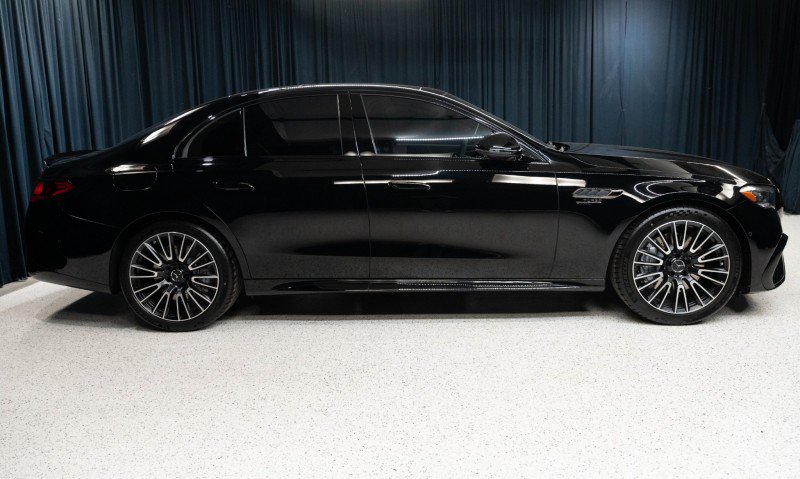 New 2027 Mercedes-Benz E 53 AMG e 4MATIC Sedan image 4