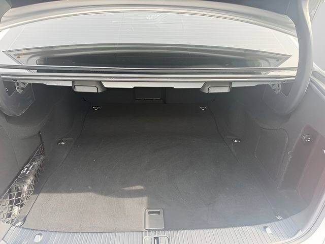 Used 2016 Mercedes-Benz E 350 4MATIC Sedan image 7