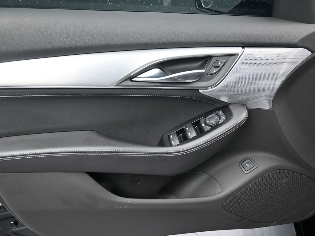 Used 2023 Cadillac CT5 Luxury w/ LPO, ONYX Package image 11