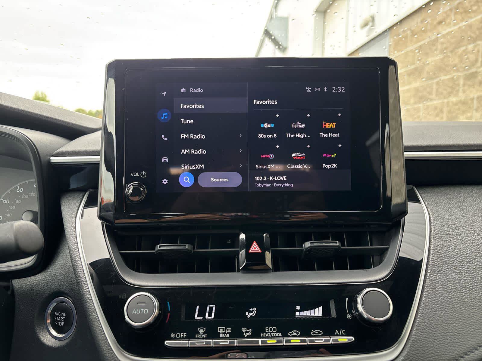 Used 2024 Toyota Corolla SE image 13