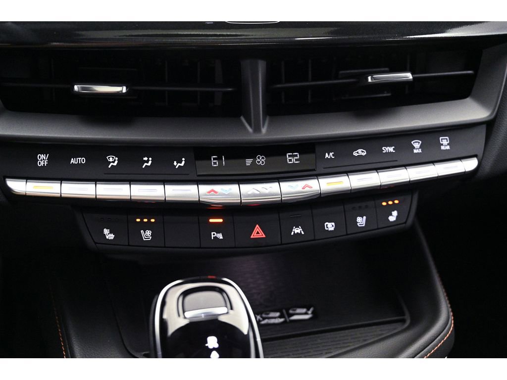 New 2025 Cadillac CT4 V w/ Super Cruise Package image 38