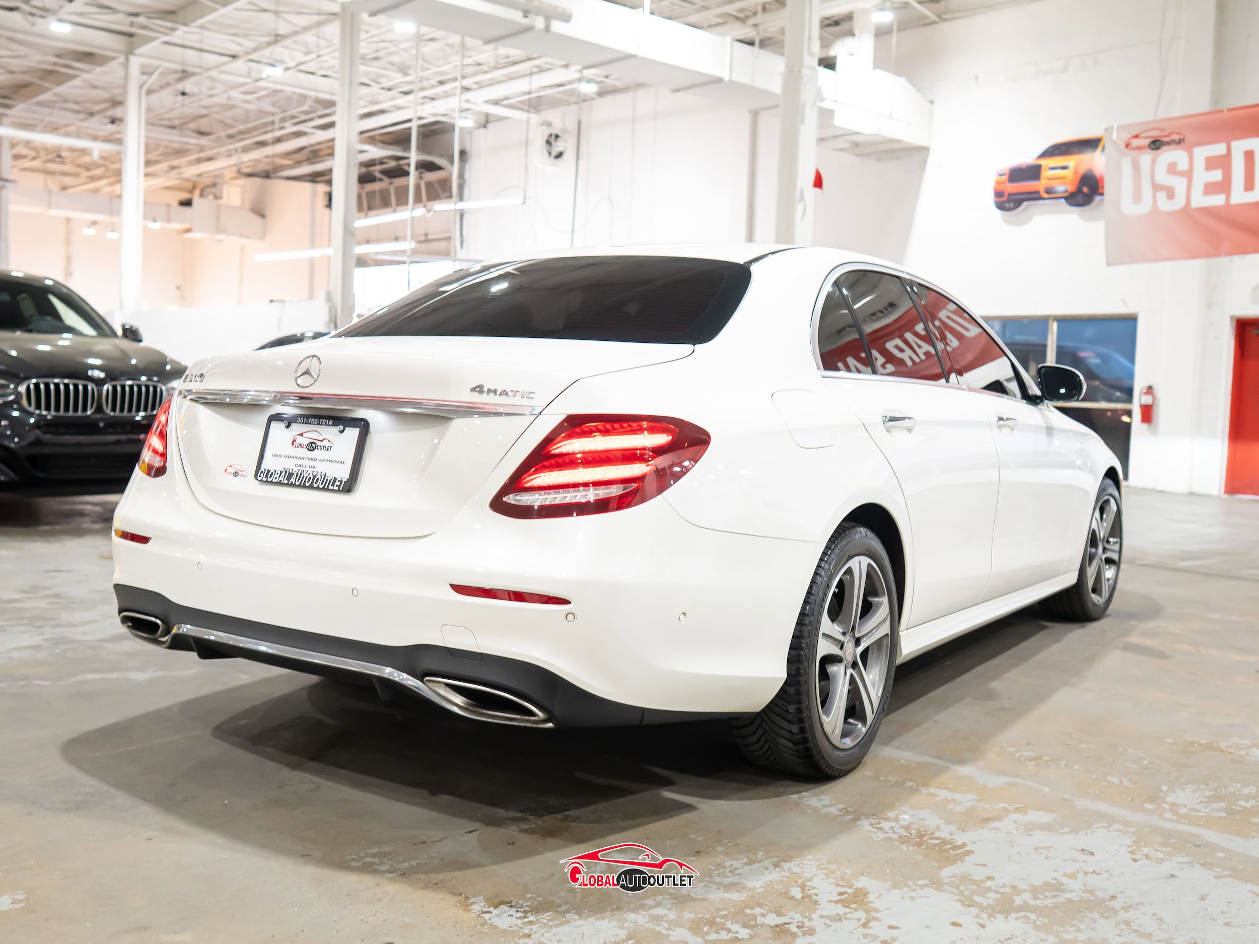 Used 2017 Mercedes-Benz E 300 4MATIC image 7
