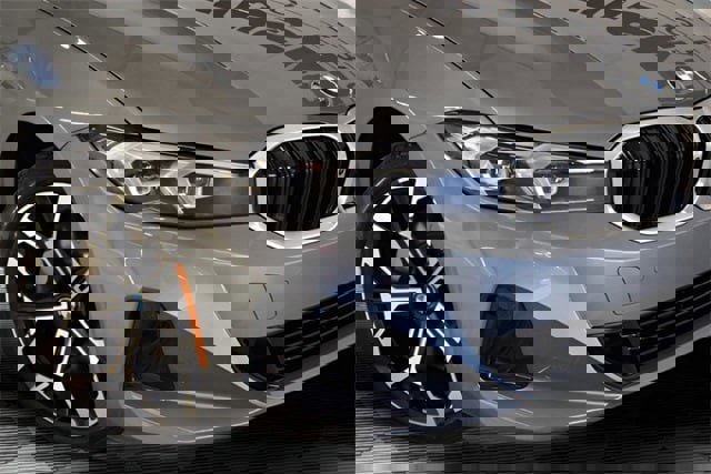 New 2026 BMW 330i xDrive xDrive w/ Premium Package image 32