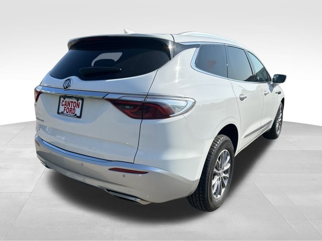 Used 2024 Buick Enclave Premium image 5