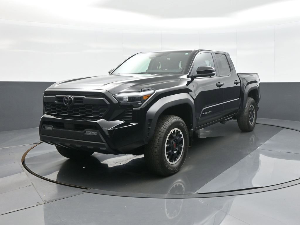 Certified 2024 Toyota Tacoma TRD Off-Road w/ TRD Off Road Premium Package AWD/4WD image 3
