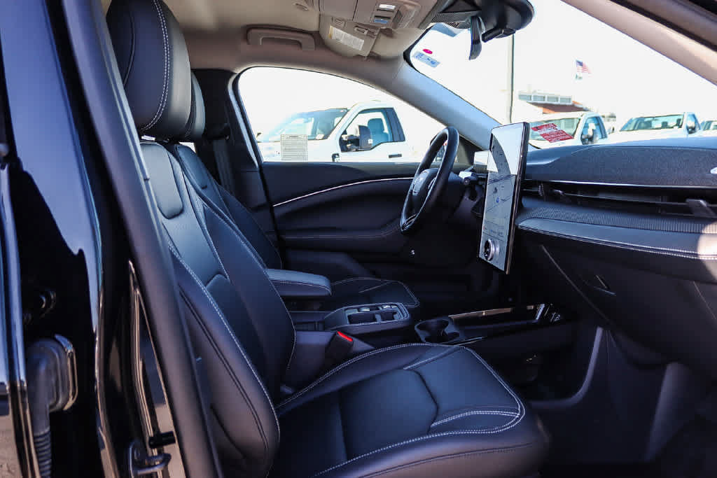 Used 2026 Ford Mustang Mach-E Premium w/ Technology Package RWD image 15